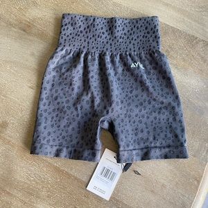 AYBL Seamless Evolve Short *NWT*